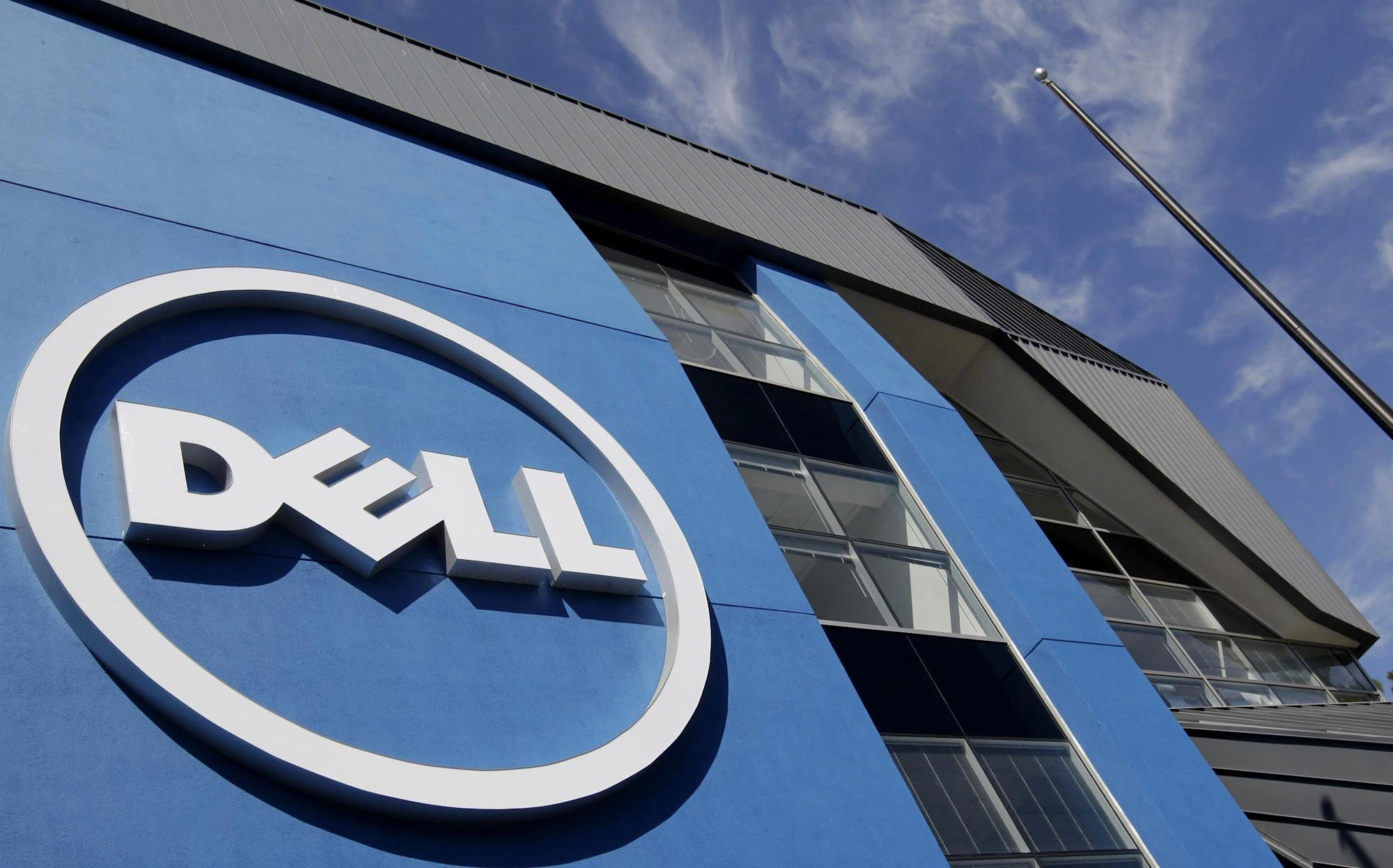 GE использует технологии Dell